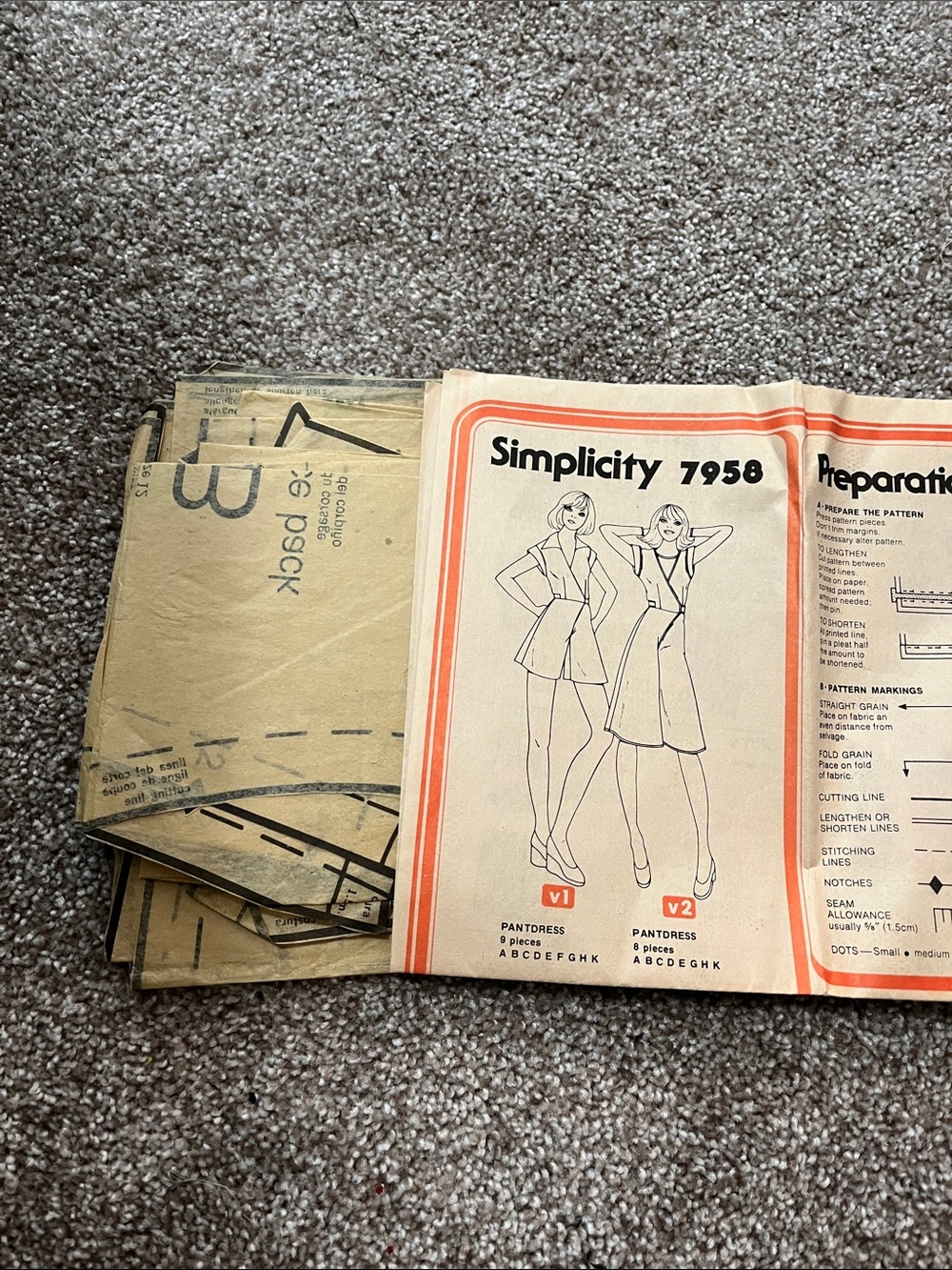 Vintage SimplicityPattern Used but has all pieces and instructions. - Picture 3 of 3